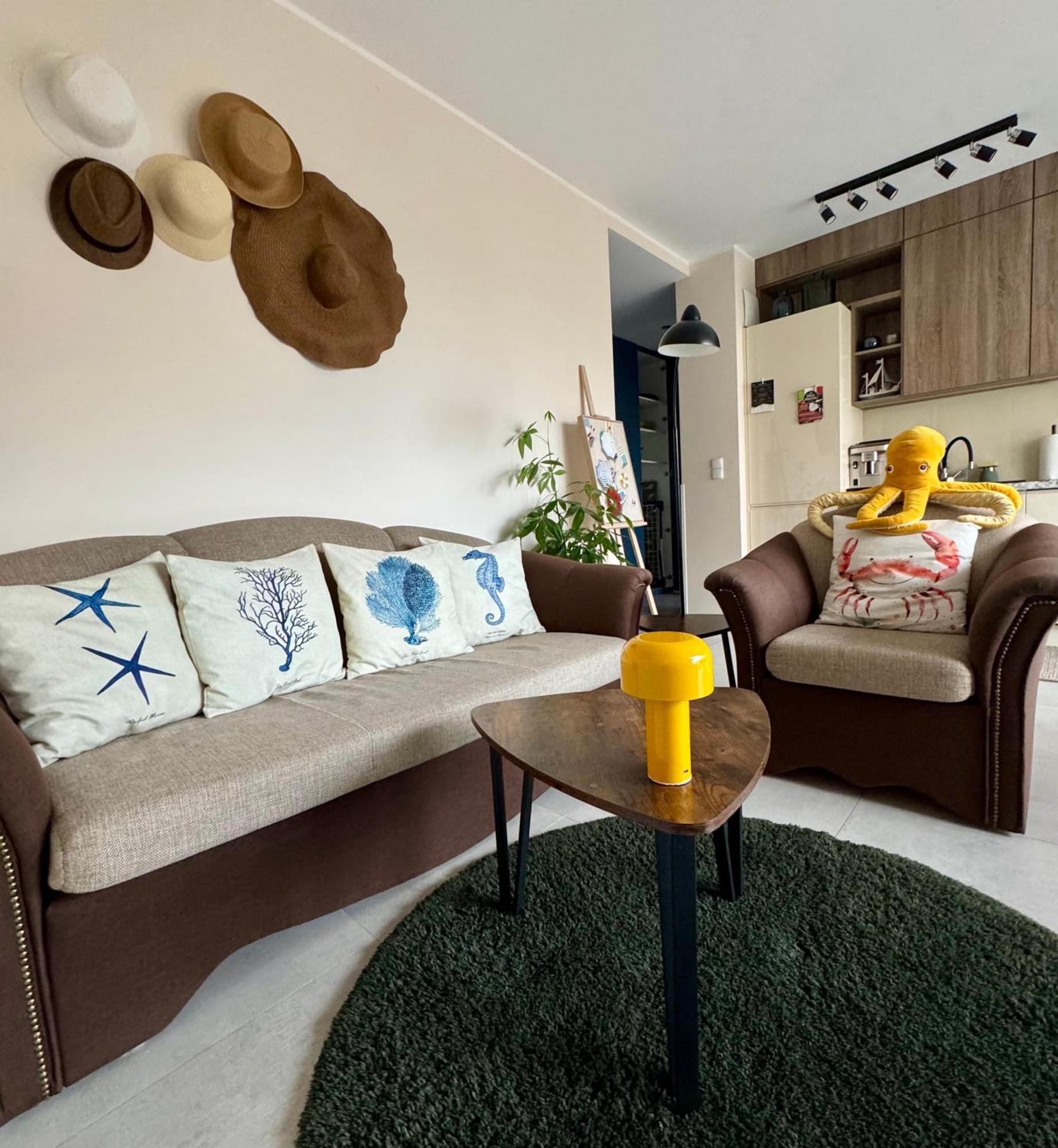 Mily Poranek - Slonce, Mewy, Doskonala Kawa Apartment
